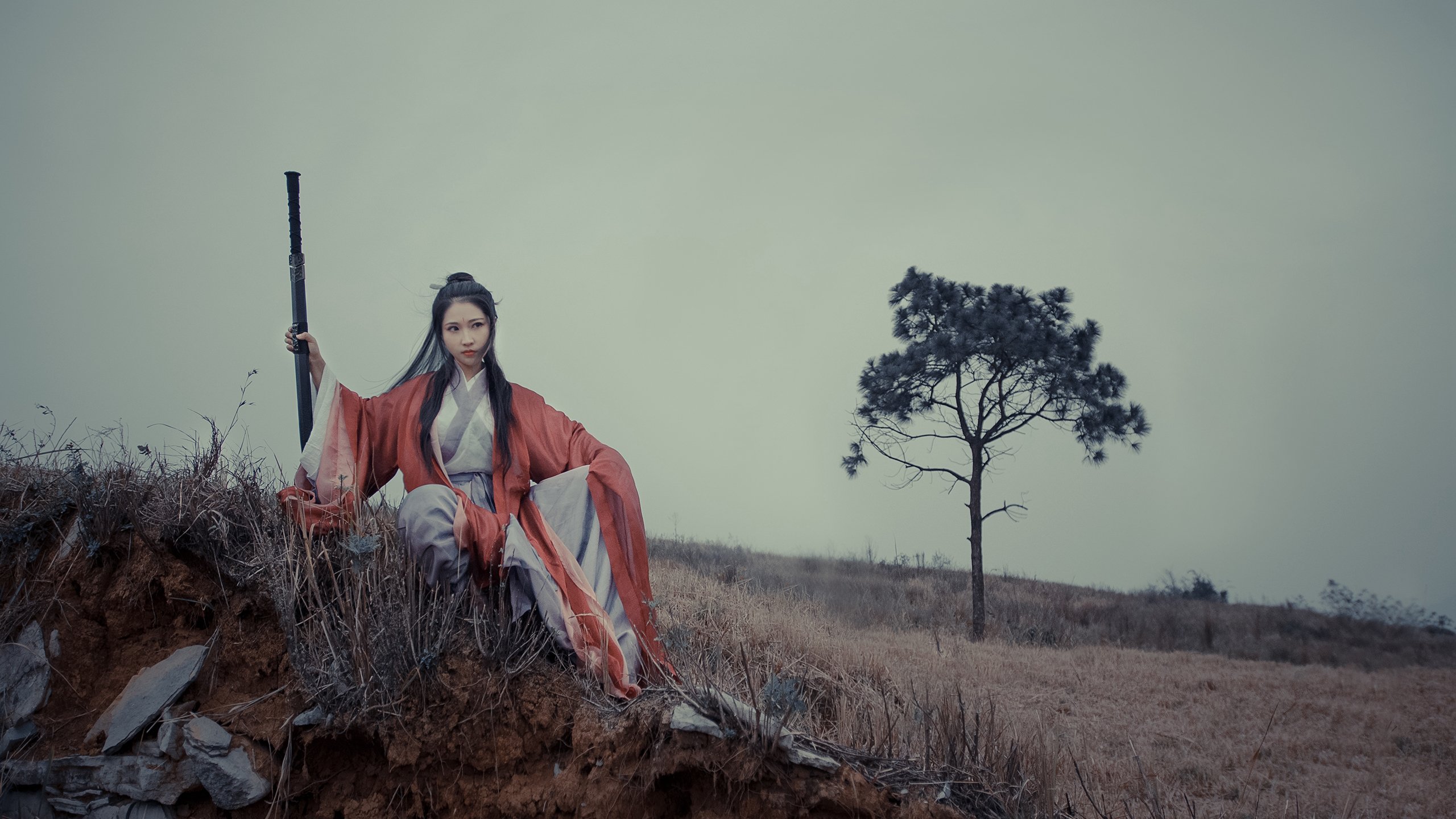 米兰体育-凯莉·麦基翁三冠加身，凯莉·麦吉利斯照片